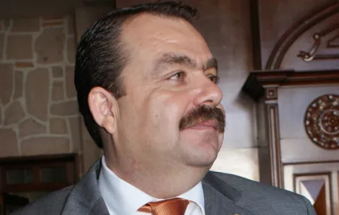 Detienen a fiscal de estado mexicano en EE.UU. acusado de tráfico de drogas