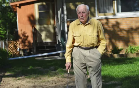 Polonia reclama anciano de 98 años acusado de crímenes nazis
