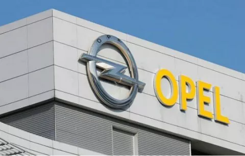 Opel no cometió fraude en emisiones contaminantes