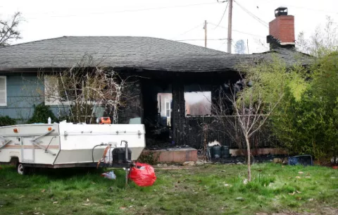 Cuatro niños mueren en incendio en Oregon 