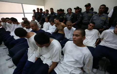 Procesan a 20 pandilleros por muerte de cuatro custodios en Guatemala