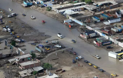 Se incendia la cárcel más poblada de Perú 