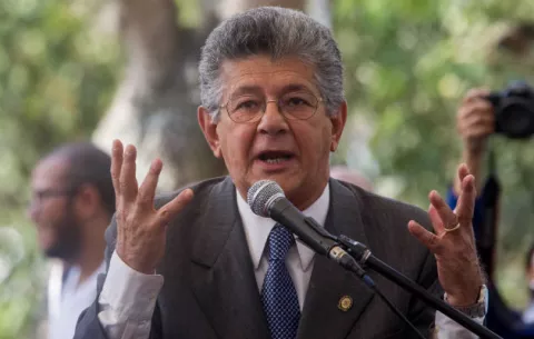 Partido de Ramos Allup se somete a validación