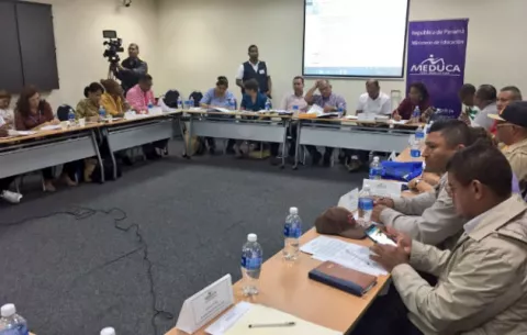 Realizan reunión bilateral sobre educación