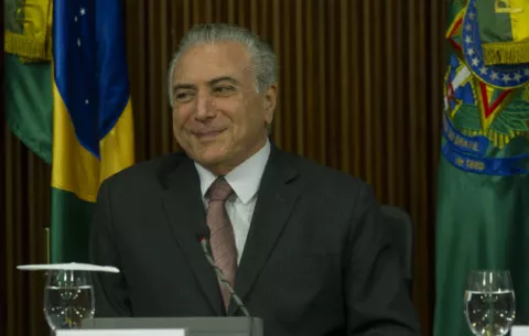 Temer desiste de vivir en la residencia oficial de la Presidencia brasileña