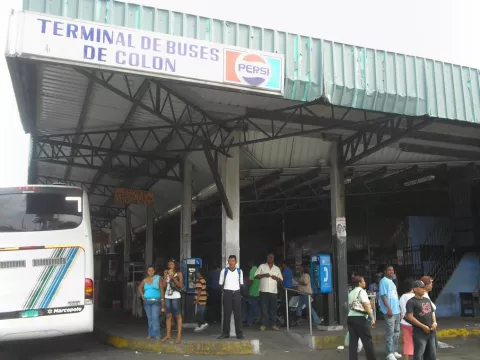 Usuarios que van hacia la costa abajo de Colón solicitan más vigilancia