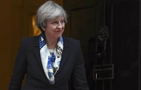 Los Lores derrotan a May al aprobar que el Parlamento pueda vetar el "brexit"