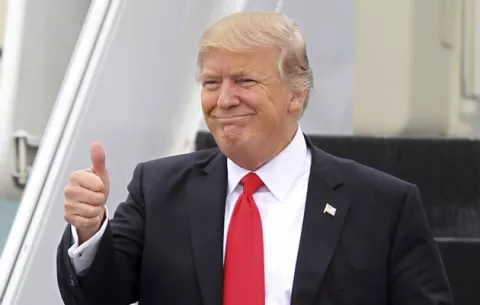 Trump subraya su "tremendo respeto" hacia las mujeres