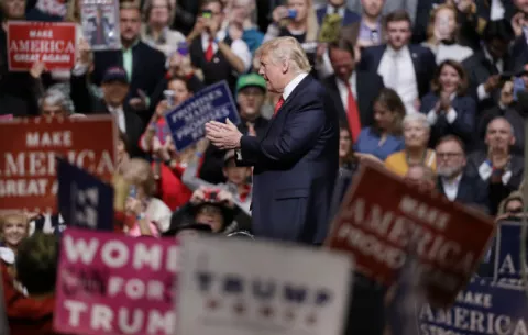 Trump aborda la situación de Venezuela en sus conversaciones telefónicas