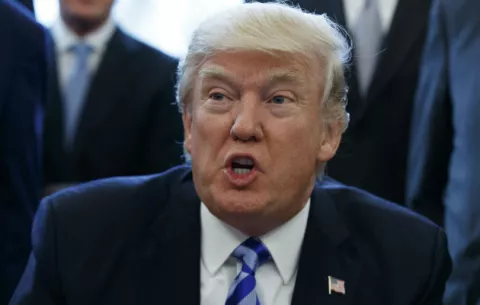 Trump está por derogar medidas contra calentamiento global 