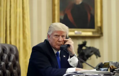 Economista califica a Donald Trump de "inestable" y "peligroso"