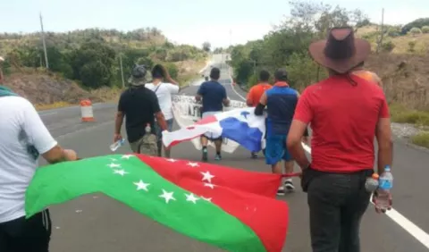 Desde Chiriquí, taxistas caminan a la Presidencia