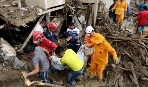 Santos declara emergencia social en Mocoa