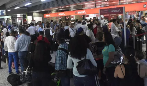 Crece transporte aéreo colombiano
