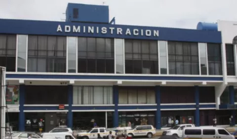 Empresas de trayectoria salen de la ZLC