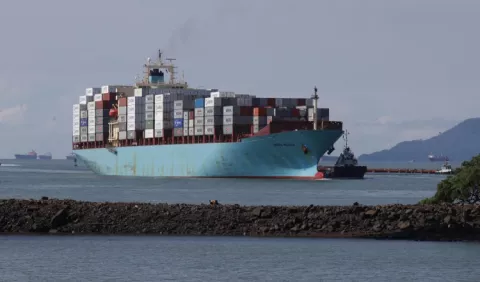 Aumentan los  tránsitos por el Canal de Panamá 