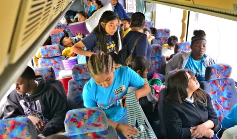 Niños esperan evitar la deportación de sus padres
