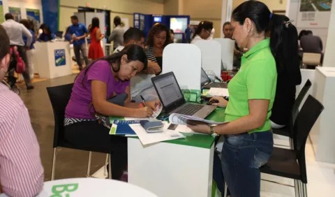 Intermediarios estafan a los   compradores  de viviendas  