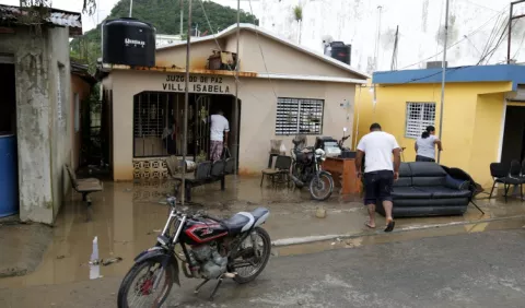 Lluvia pone en alerta a República Dominicana