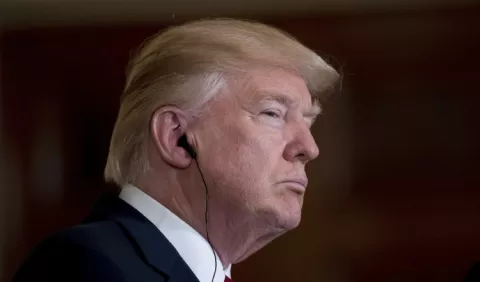 Nuevo roce entre Trump y la prensa