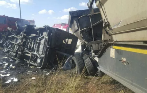 Elevan a 19 el número de niños fallecidos en un accidente en Sudáfrica