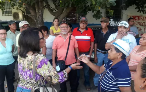 ¡Cansados!, se toman el IDAAN de Aguadulce 