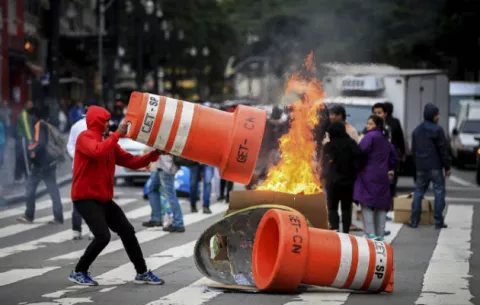 La huelga contra las reformas de Temer se siente en todo Brasil