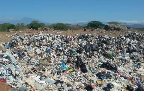 Sin resolver problema con recolección de basura en Bugaba
