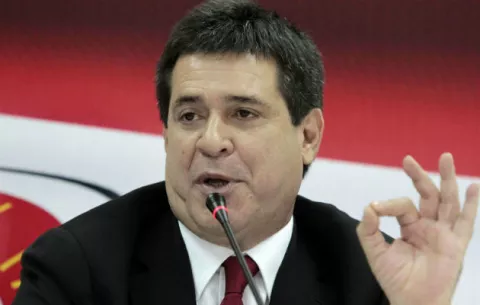 Suspenden mesa diálogo después de que Cartes descartase ir a una reelección