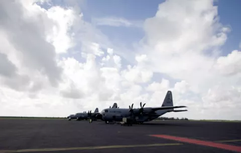 Hondureños conocerán labor científica de avión cazahuracanes de EE.UU.