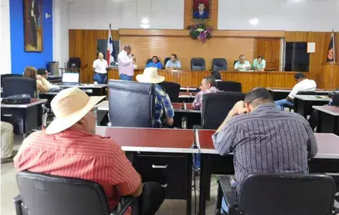 Concejales tableños acuerdan no dar permiso a las tunas en conflicto