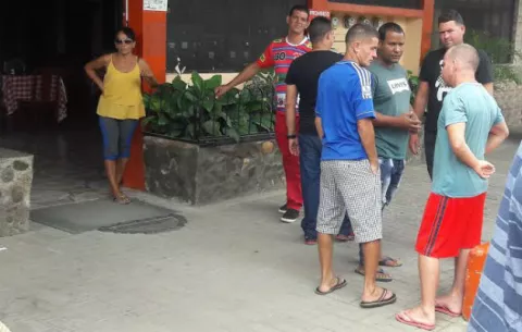 Trasladarán migrantes cubanos al albergue de Los Planes en Gualaca 