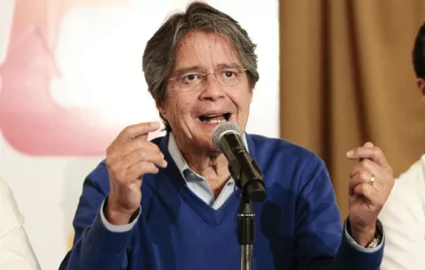 Candidato opositor impugna los resultados de las elecciones en Ecuador