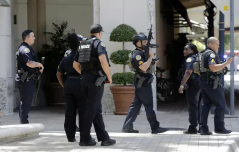 Un muerto y dos heridos en un tiroteo en Miami