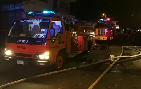Llamas consumen casa en la ciudad de La Tablas