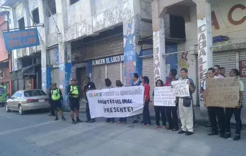 Se suman a las protestas de la escuela de Bellas Artes del Inac 