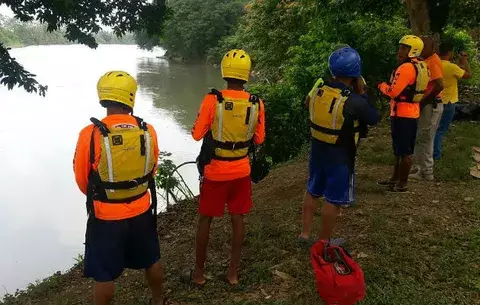 Temen que lagartos hayan atacado a joven en aguas del río Sixaola 