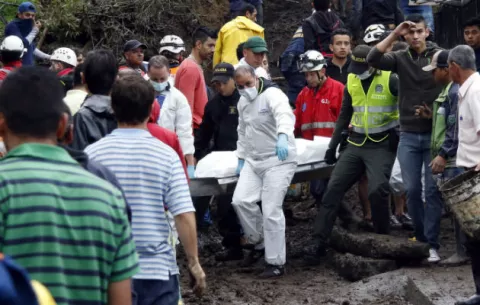 Al menos 10 muertos por lluvias en ciudad colombiana de Manizales