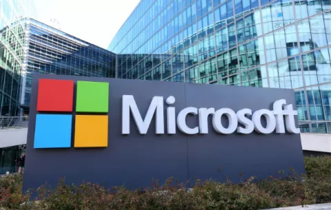 Microsoft aumenta un 27 % su beneficio trimestral, hasta los 4.800 millones