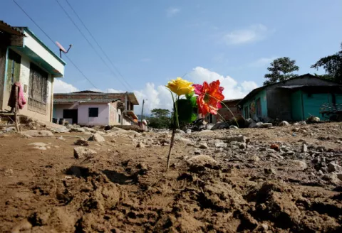 Fiscalía investiga responsabilidad de funcionarios en tragedia de Mocoa