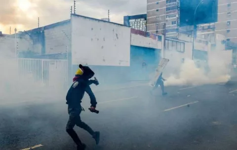 Cuatro muertos dejan protestas contra régimen de Maduro en Venezuela