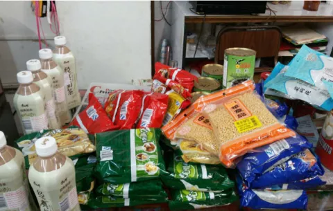 Decomisan alimentos vencidos y otros sin registro 