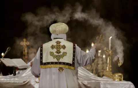 La iglesia copta cancela las celebraciones de Pascua tras atentados en Egipto