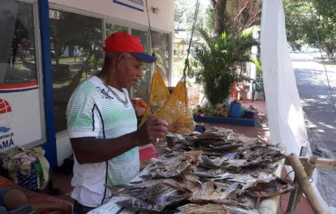 Feria del Pescado Seco, tradición centenaria en Semana Santa