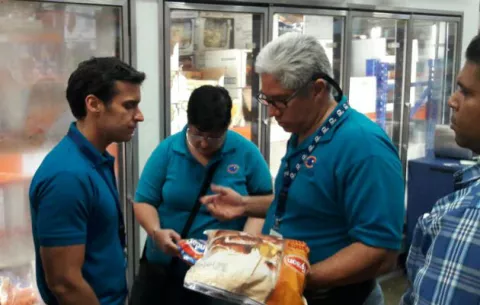 Acodeco detecta  211 unidades de pollo congelado importado con anomalías