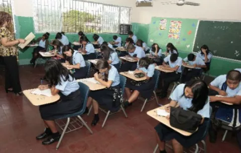 AmCham invierte $195 mil dólares en programas de educación en San Miguelito