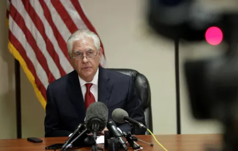 EE.UU. prepara sanciones económicas contra Siria por ataque con armas químicas