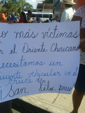 Cierran cuatro paños en San Félix y exigen al MOP que ponga orden