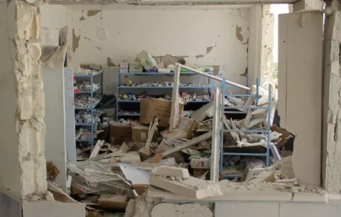Ataques aéreos dejan fuera de servicio siete hospitales en Siria en un mes