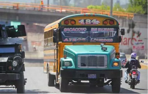 Suben a 21 los muertos por percances viales en Semana Santa en El Salvador